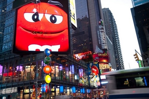 M & M's World in New York: a gourmet and oversized store!