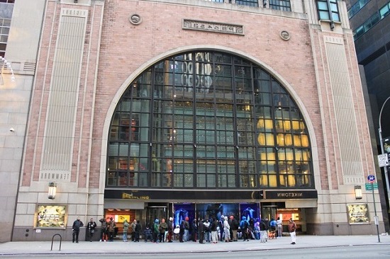 Niketown in New York: the place to be for all sportswear enthusiasts!