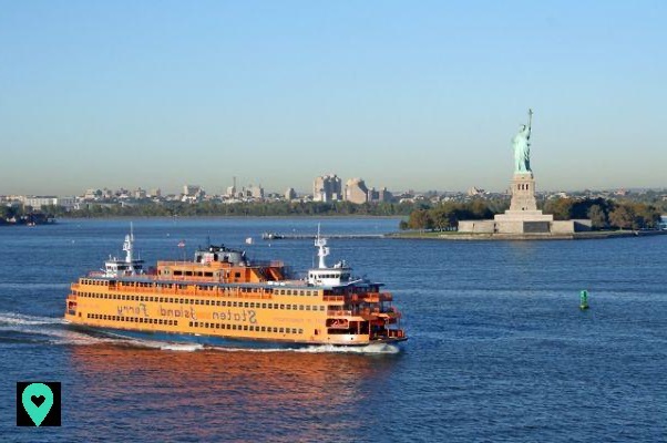 Staten Island ferry: ideal for admiring Manhattan for free!
