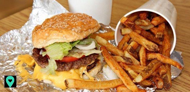 Hamburger restaurants in NYC: where to eat the best burgers in New York?