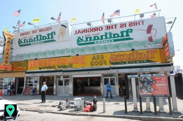 Coney Island in New York: its main attractions
